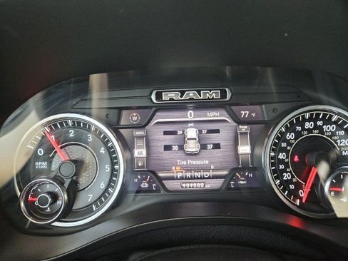 Used 2020 RAM 1500 Big Horn AWD/4WD image 20