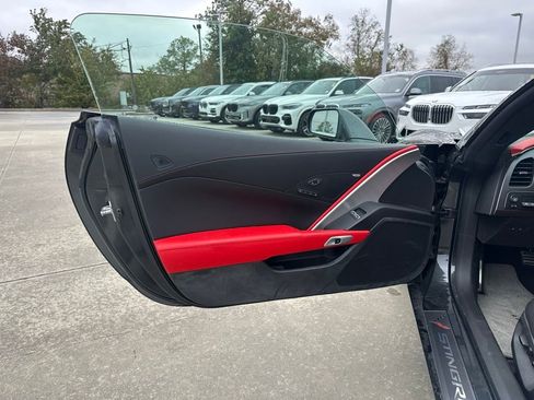 Used 2018 Chevrolet Corvette Stingray Convertible w/ 2LT Preferred Equipment Group image 11