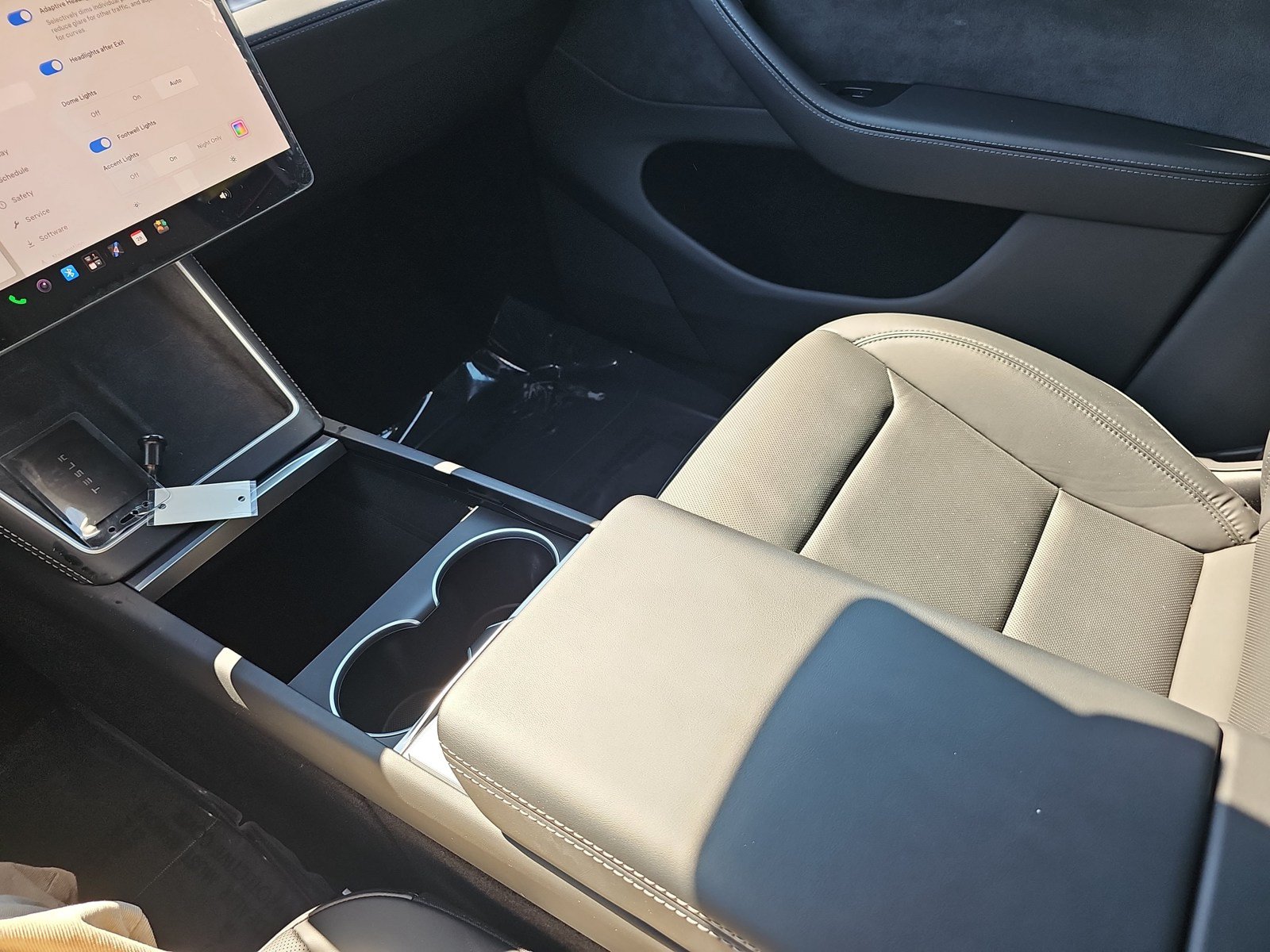 Used 2026 Tesla Model Y AWD image 22