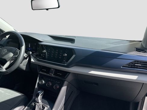 Used 2022 Volkswagen Taos SE image 32