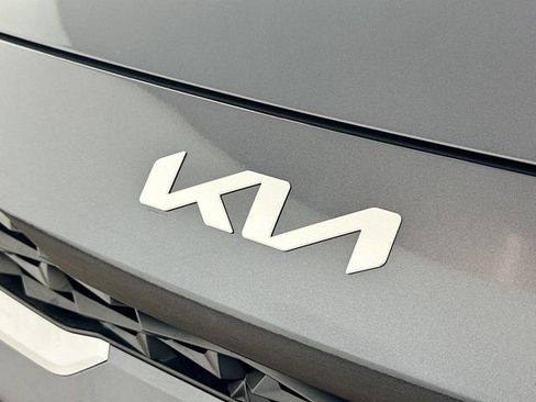 Used 2023 Kia Forte LXS image 22