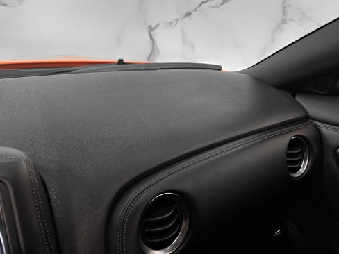 Used 2010 Nissan GT-R Premium image 52