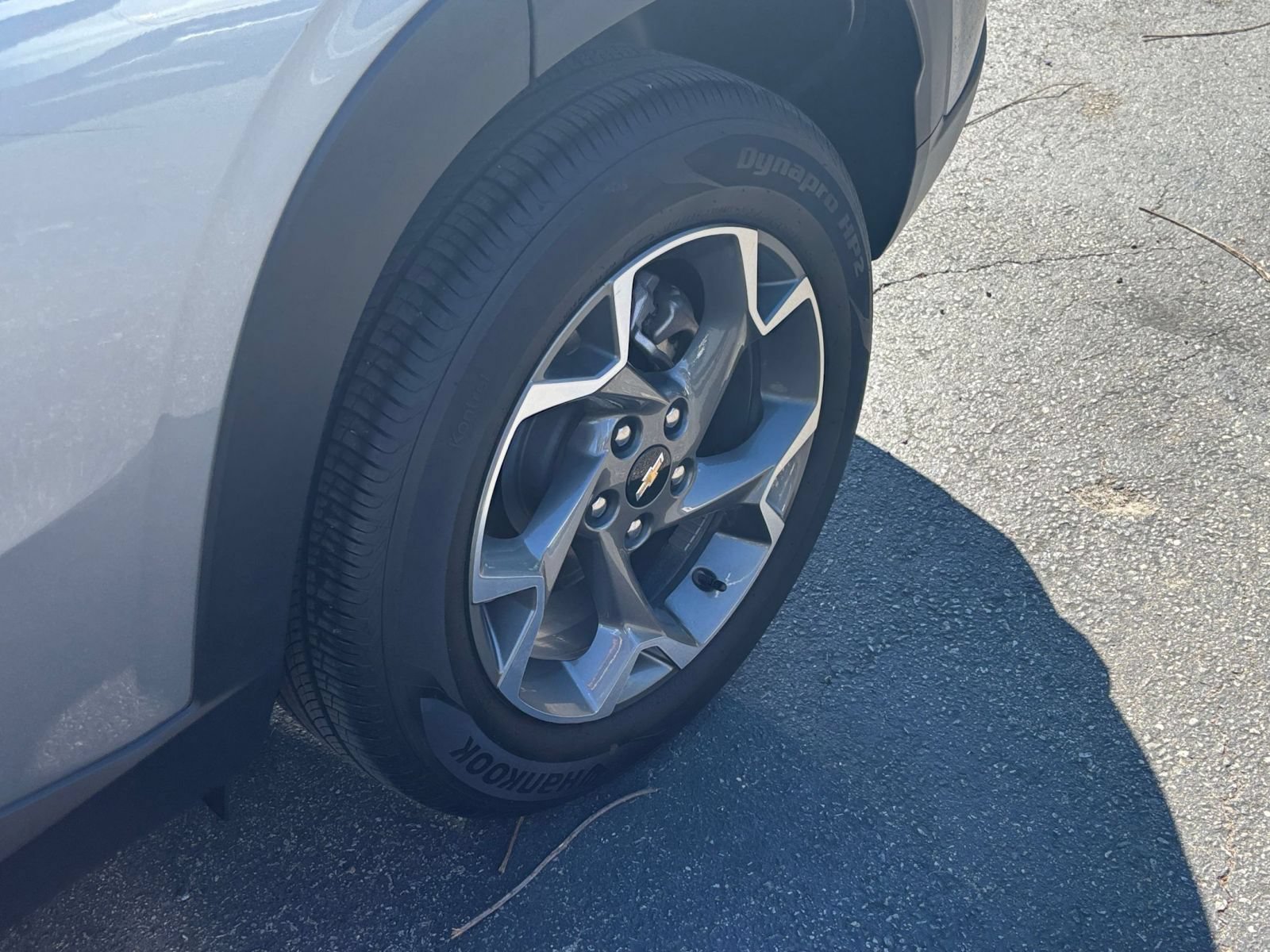 Used 2025 Chevrolet Trax LT w/ LT Convenience Package FWD image 30