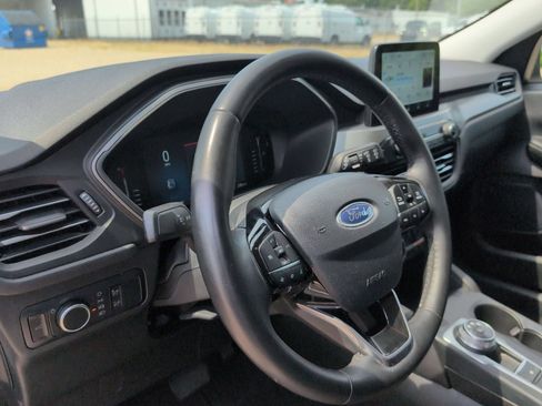 Used 2024 Ford Escape Active AWD/4WD image 11