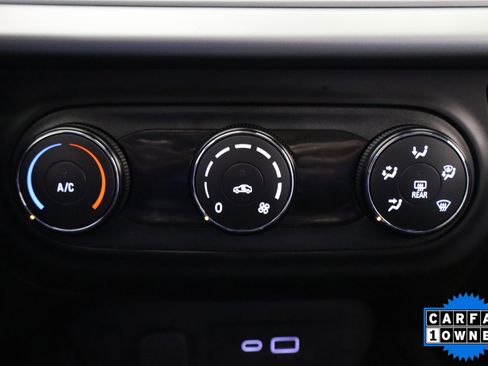 Certified 2025 Chevrolet Trax LS image 26