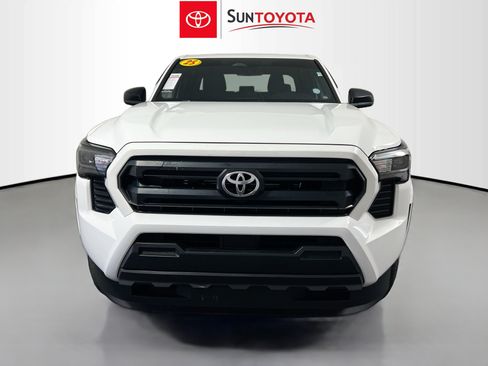 Used 2025 Toyota Tacoma SR RWD image 10