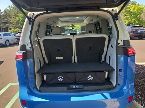 Used 2025 Volkswagen ID. Buzz 1st Edition AWD/4WD image 16