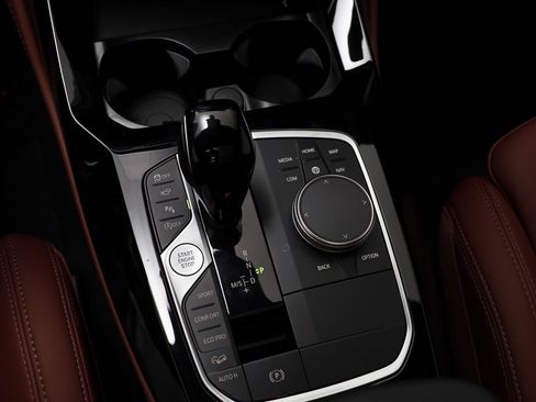 New 2025 BMW X4 xDrive30i w/ Premium Package image 12