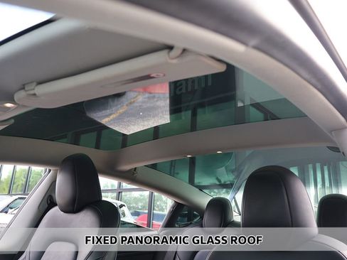 Used 2023 Tesla Model 3 Standard Range RWD image 4