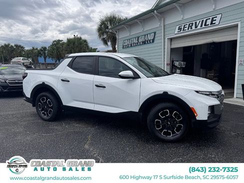 Used 2022 Hyundai Santa Cruz SEL w/ Cargo Package FWD image 1