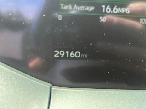 Used 2025 Toyota Prius XLE AWD/4WD image 17