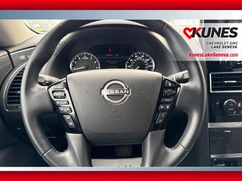 Used 2022 Nissan Armada SV w/ SV Appearance Package AWD/4WD image 41