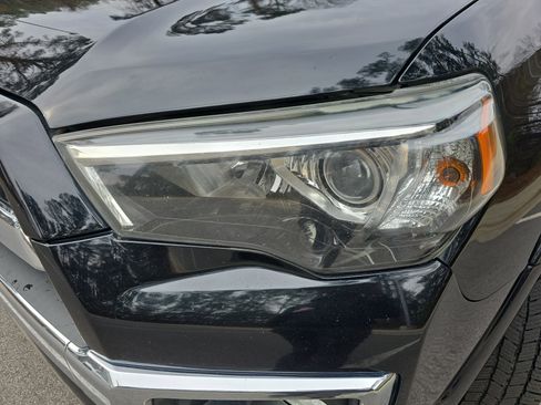 Used 2017 Toyota 4Runner Limited image 34