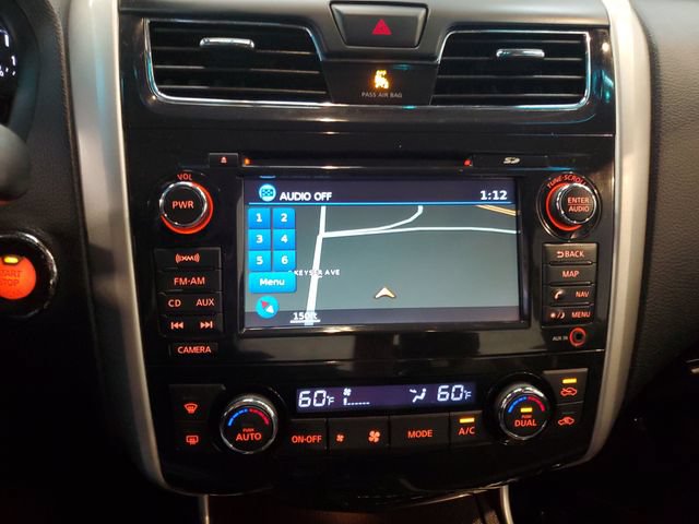 Used 2013 Nissan Altima 2.5 SL w/ Technology Pkg FWD image 19