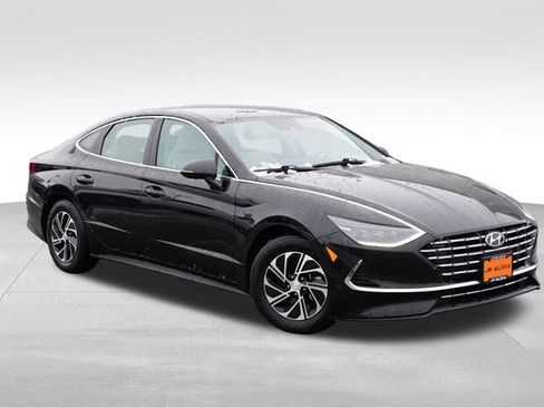 Used 2023 Hyundai Sonata Blue image 1