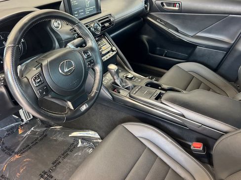 Used 2024 Lexus IS 350 F Sport RWD image 11