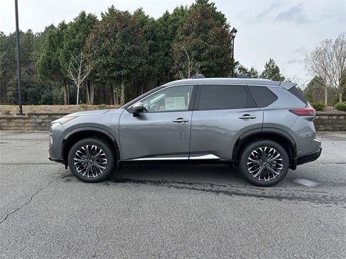 New 2026 Nissan Rogue Platinum image 5