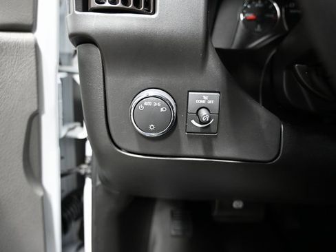 Used 2019 GMC Savana 2500 w/ Driver Convenience Package image 20