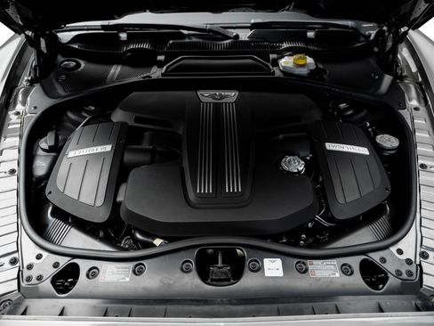 Used 2017 Bentley Flying Spur S V8 AWD/4WD image 61