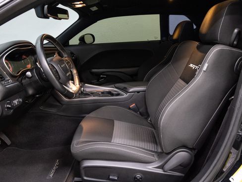 Used 2020 Dodge Challenger SRT Hellcat Redeye RWD image 7