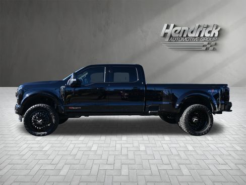 Used 2025 Ford F450 Platinum w/ Platinum Plus Package image 9