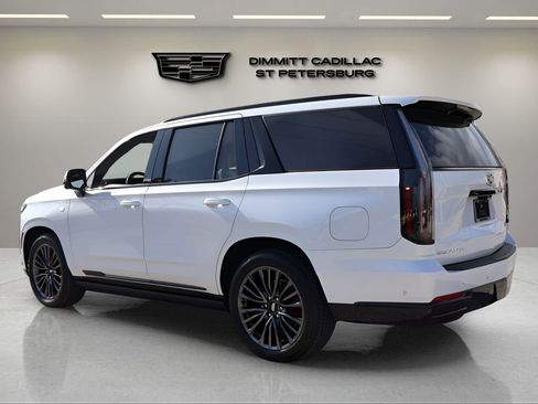 Certified 2025 Cadillac Escalade Sport Platinum image 3