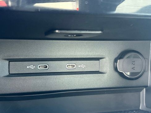 New 2026 Volkswagen Taos SE image 51