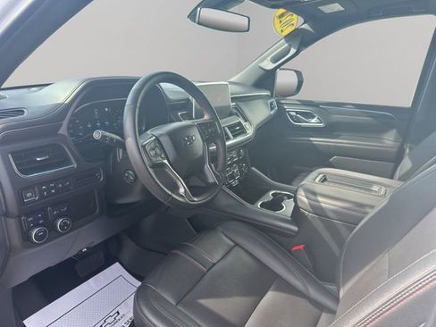 Used 2022 Chevrolet Suburban RST w/ Luxury Package image 37