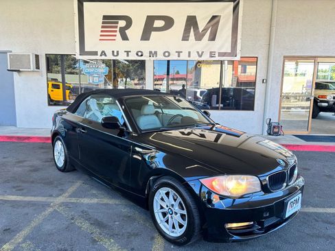 Used 2010 BMW 128i Convertible image 1