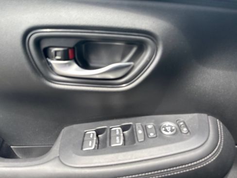 Used 2024 Honda HR-V EX-L image 13