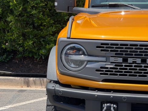 Used 2022 Ford Bronco Badlands AWD/4WD image 4