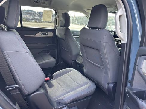 New 2026 Ford Explorer Active image 18