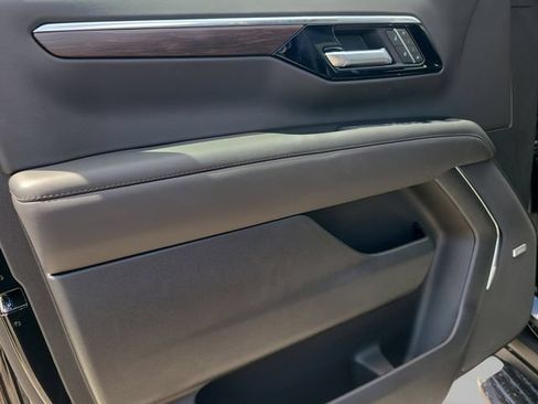 New 2026 Chevrolet Suburban LT w/ Comfort Package RWD image 17