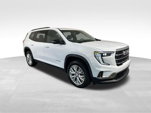 Used 2024 GMC Acadia Elevation w/ LPO, Floor Liner Package AWD/4WD image 7