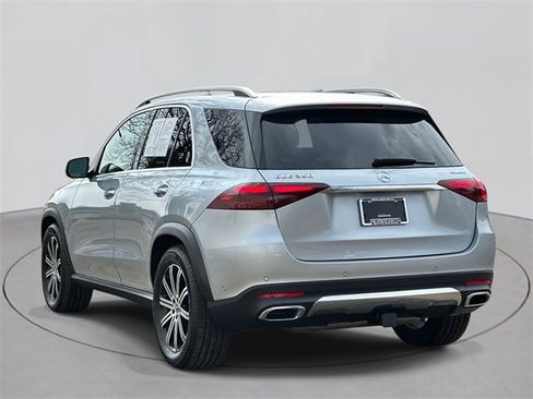 Certified 2025 Mercedes-Benz GLE 350 4MATIC image 3