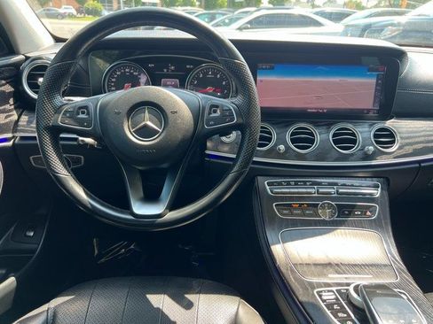 Used 2018 Mercedes-Benz E 300 4MATIC w/ Premium 2 Package (Q02) image 13