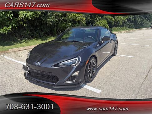 Used 2013 Scion FR-S RWD image 1