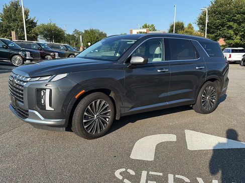 Used 2023 Hyundai Palisade Calligraphy AWD/4WD image 1