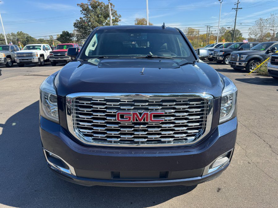 Used 2018 GMC Yukon XL Denali w/ Denali Ultimate Package AWD/4WD image 8