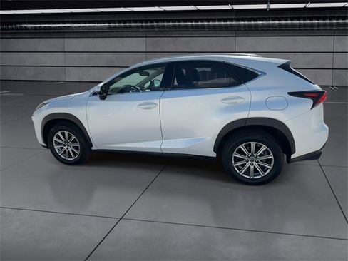 Used 2018 Lexus NX 300 FWD image 5