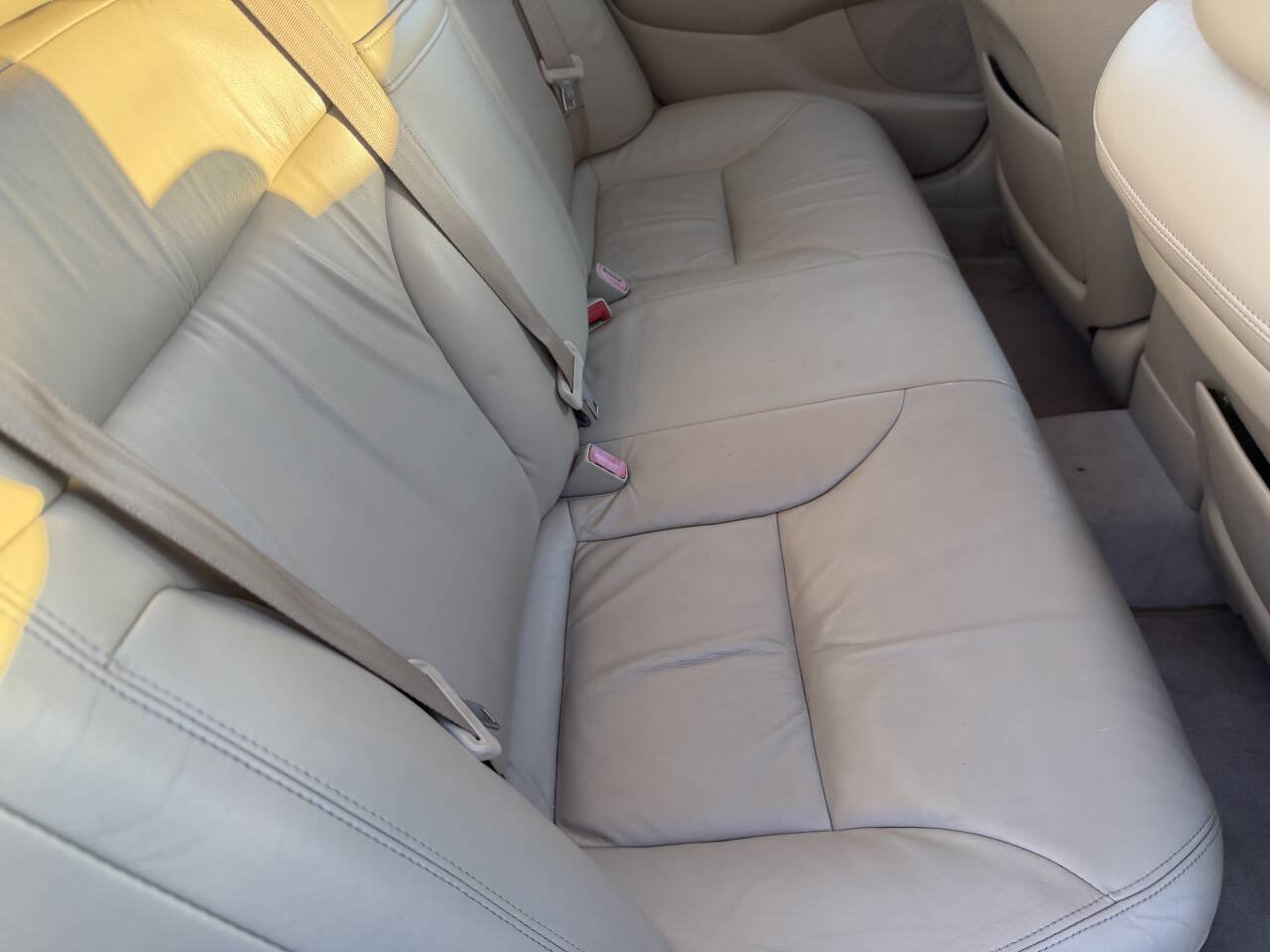 Used 2002 Lexus ES 330 FWD image 8