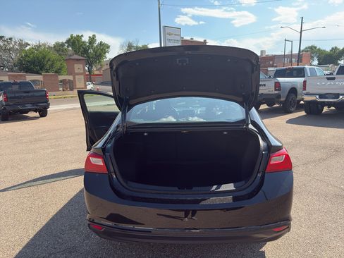 Used 2025 Chevrolet Malibu LT FWD image 39