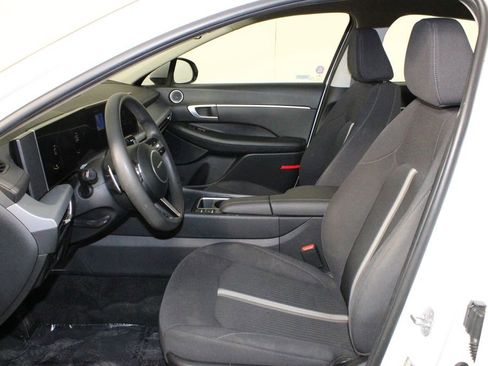 Used 2025 Hyundai Sonata SEL FWD image 14