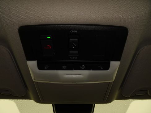 Used 2025 Nissan Altima 2.5 SL image 23