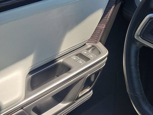 Used 2024 Rivian R1S Adventure AWD/4WD image 11
