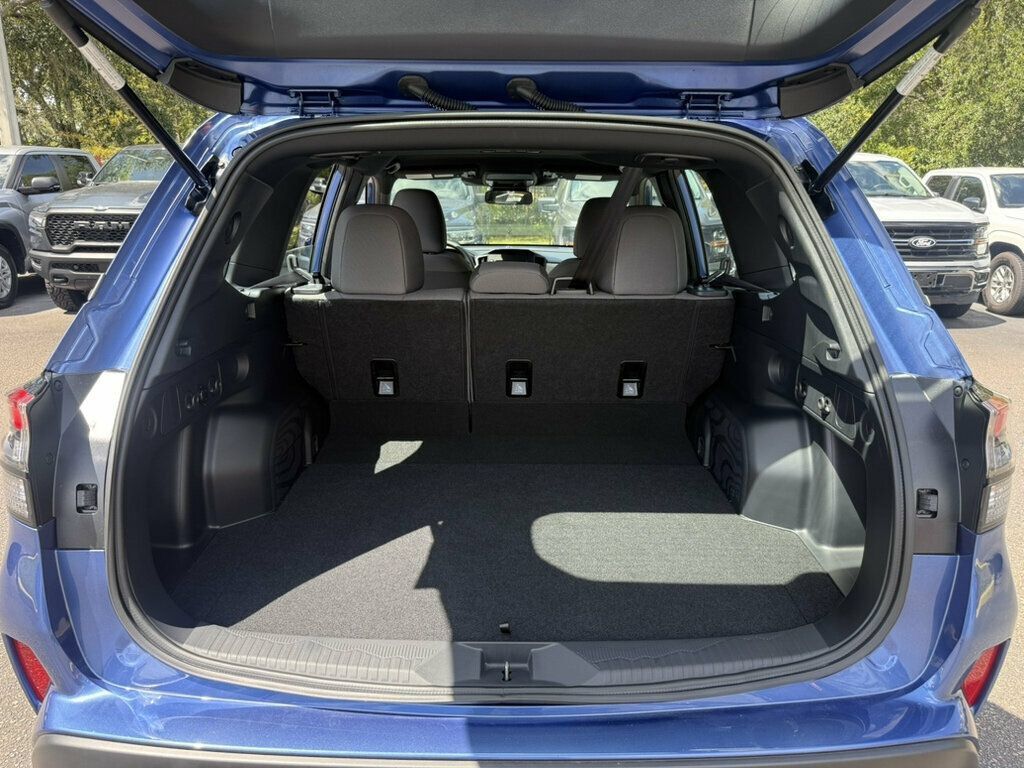 Used 2026 Subaru Forester AWD/4WD image 8