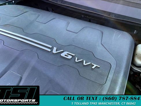 Used 2017 Jeep Cherokee Overland image 35