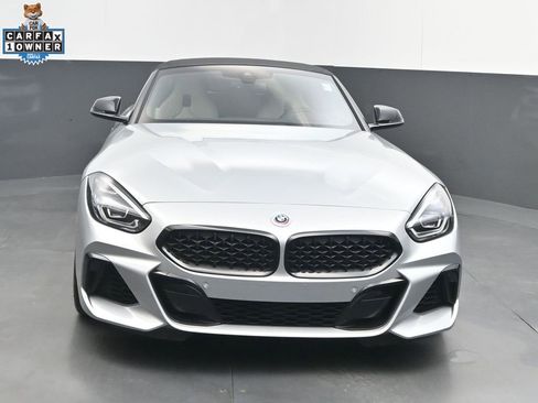 Certified 2022 BMW Z4 M40i w/ Premium Package image 10