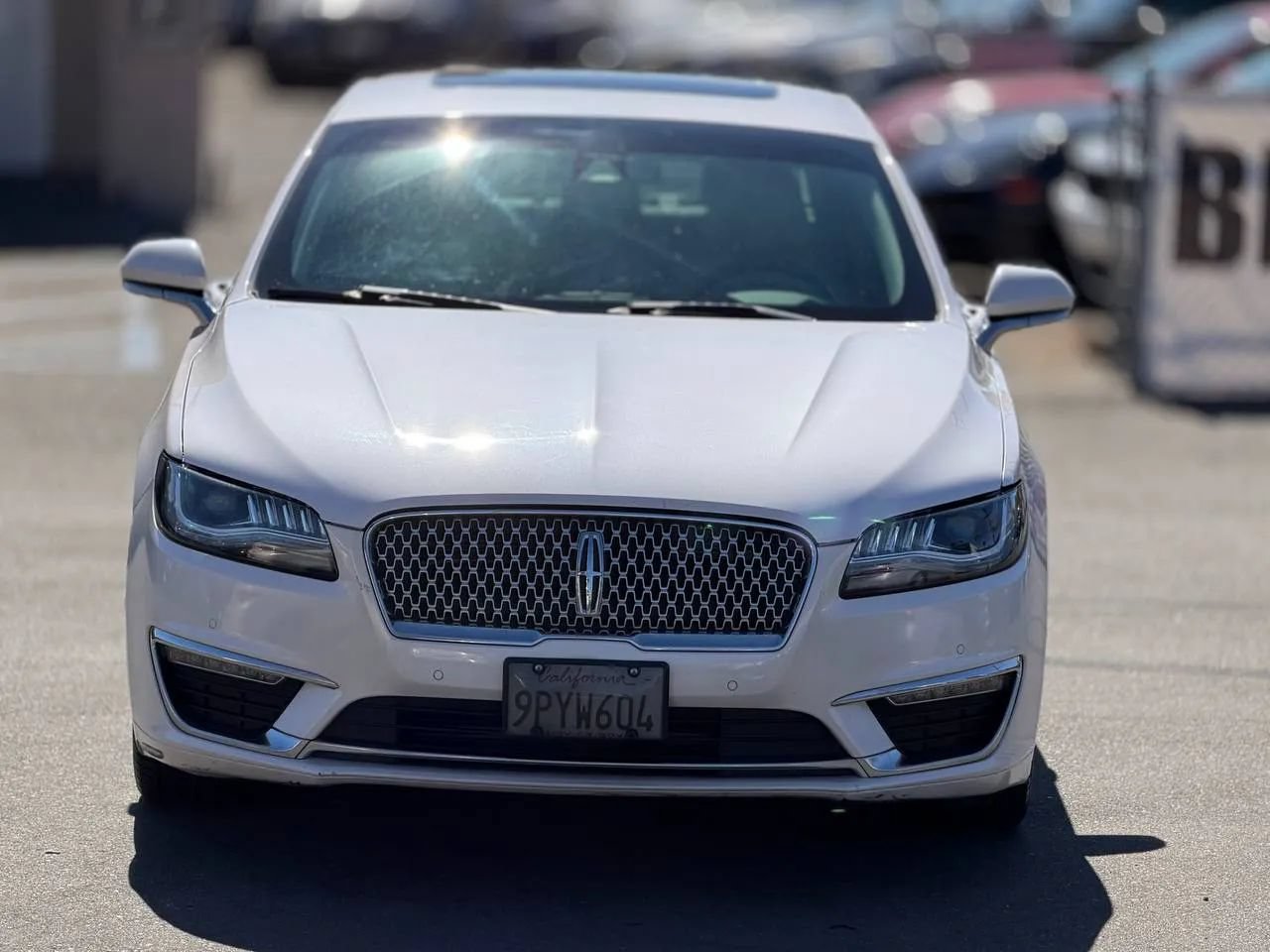 Used 2019 Lincoln MKZ Reserve FWD image 4