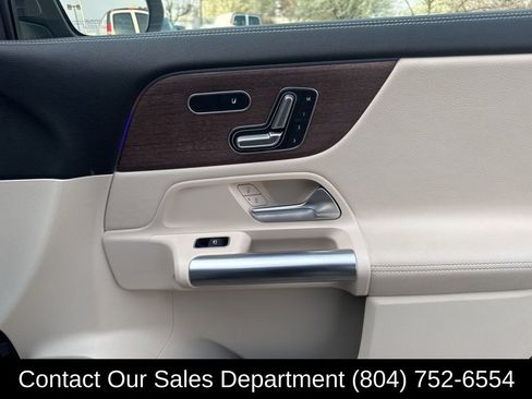 Used 2023 Mercedes-Benz GLA 250 4MATIC image 13